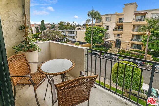 Foto del edificio - 11920 Dorothy St