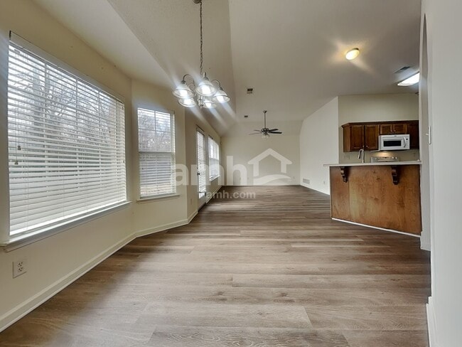 Building Photo - 3145 Amanda Belle