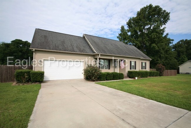 Foto del edificio - 101 Autumn Ridge Dr Pikeville, NC 27863