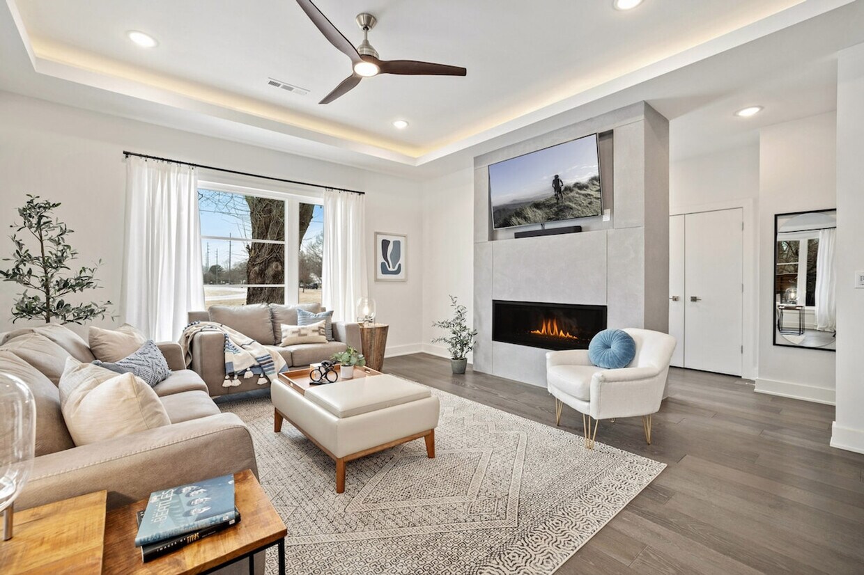 Foto principal - 1160 NW D St