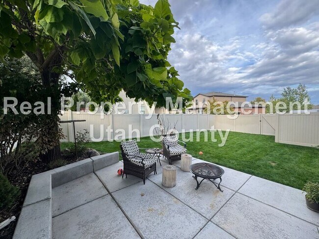 Foto del edificio - 1849 N Bountiful Wy