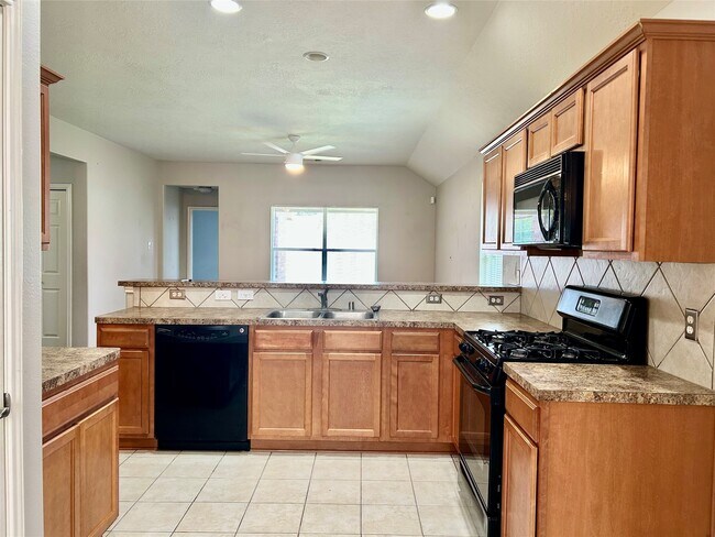 Foto del edificio - 12819 Gable Wind Mill Ln