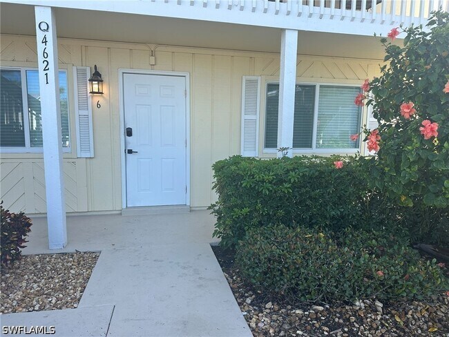 Foto del edificio - 4621 Bayshore Dr