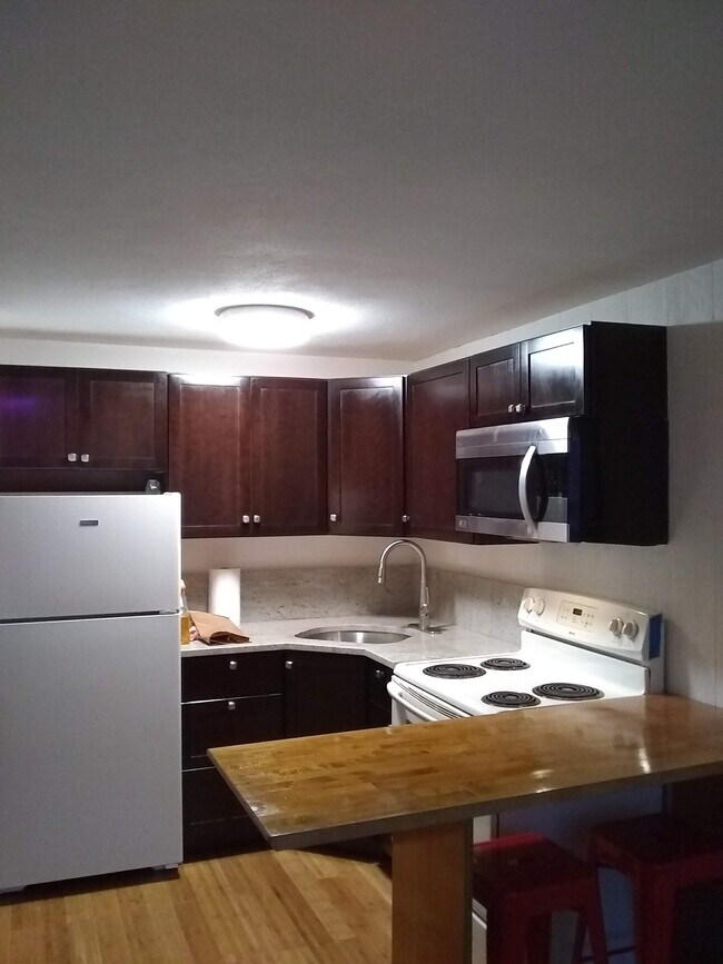 Photo - 340 Main St Apartment