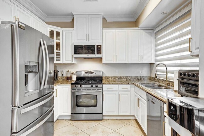 Foto del edificio - 13629 Wyandotte St