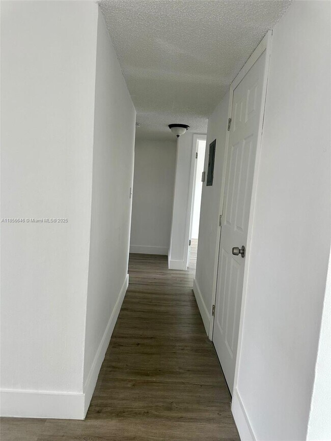 Foto del edificio - 5441 W 24th Ave