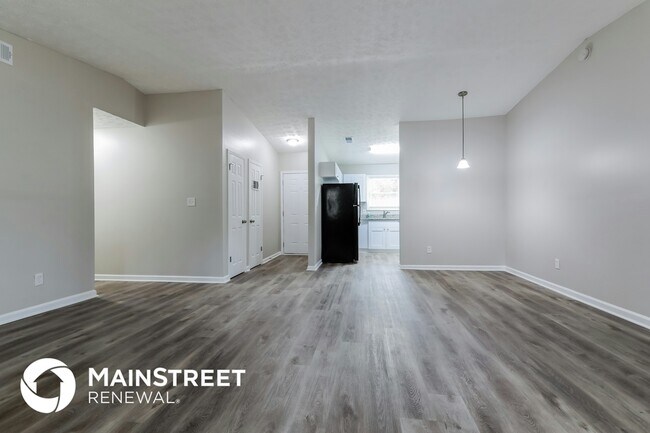 Building Photo - 5506 Mallard Trail