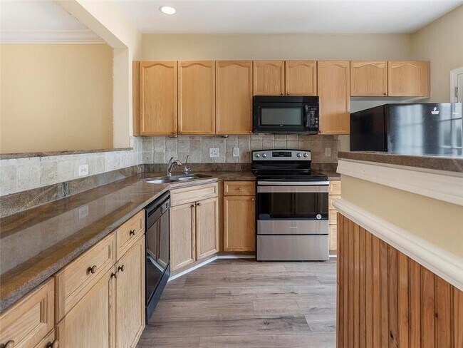 Foto del edificio - 1929 Hoods Fort Cir NW