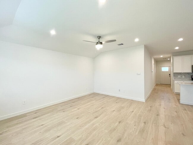 Building Photo - 30007 Foxtail Pne Ct