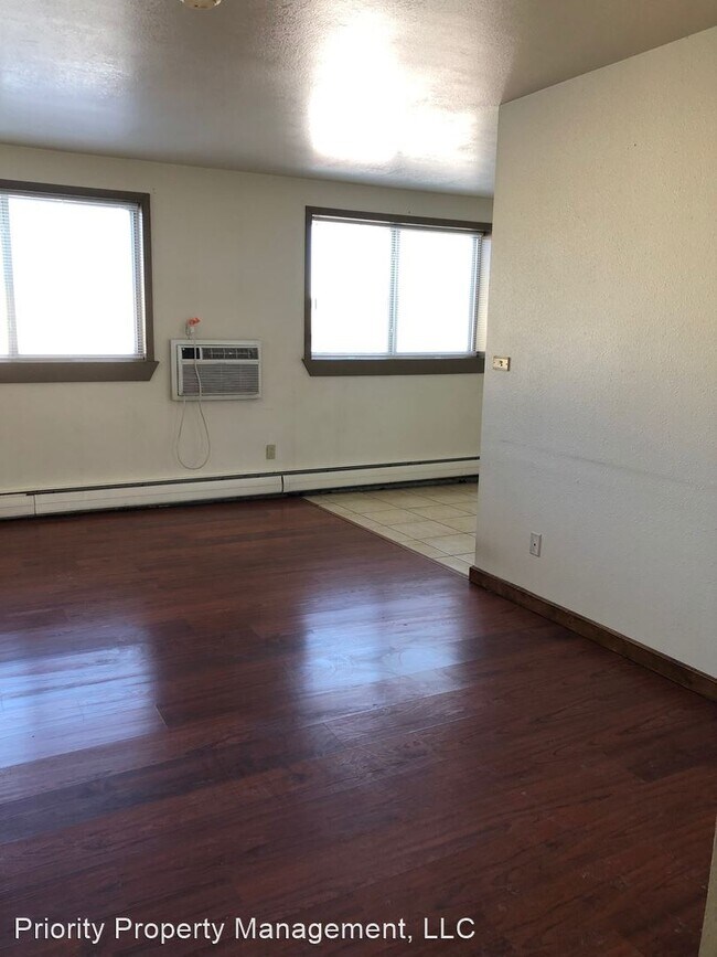 Foto del edificio - 600 S Gillette Ave