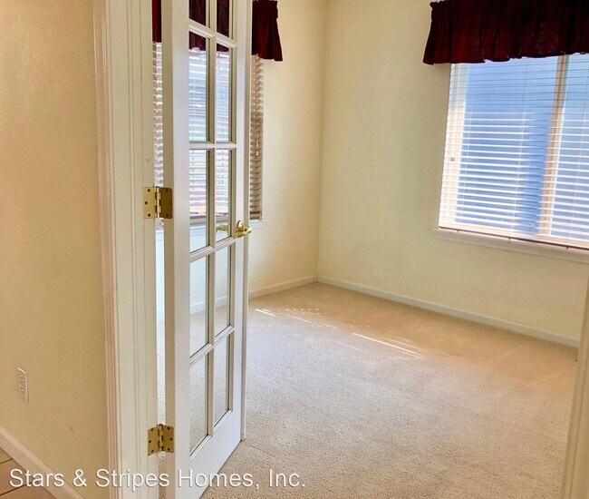 Foto del edificio - 3 br, 2.5 bath House - 2568 S. Fundy Circle
