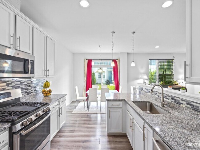 Foto del edificio - 4127 Winslow Ct