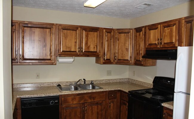 Building Photo - 1006 N 1st St