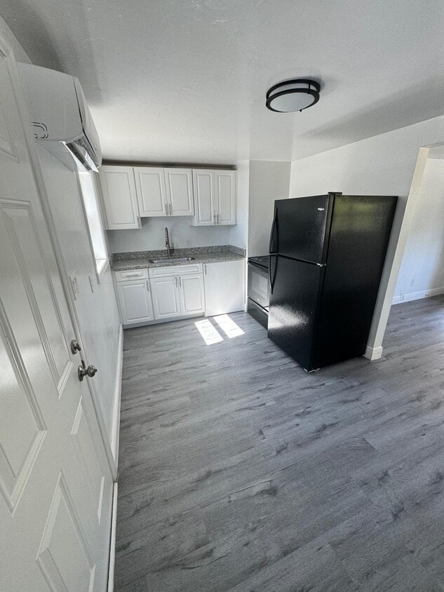 Photo - 4421 N Clark Ave (Tampa, FL)