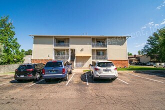 Building Photo - 2147 27th Ave Ct