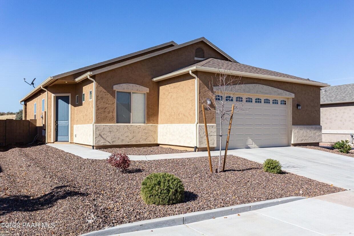 5680 N Kerwood Loop, Prescott Valley, AZ 86314 House Rental in