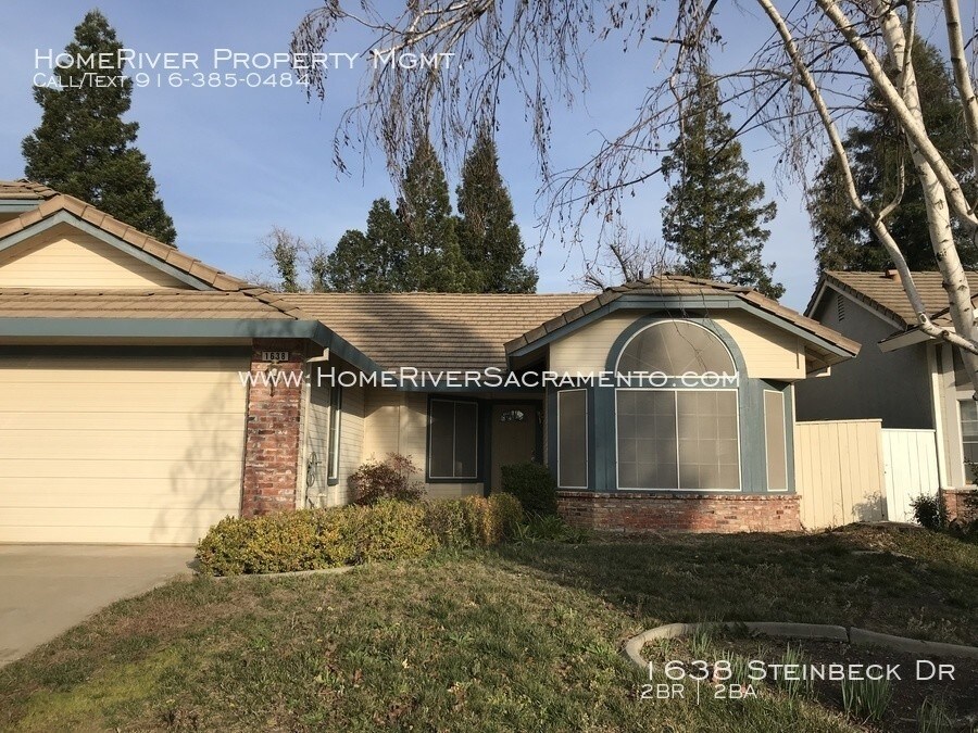 Primary Photo - Nice home near Woodcreek Golf Course!