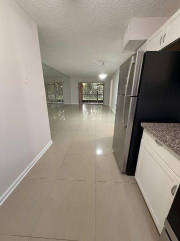 Foto del edificio - 301 Norwood Terrace