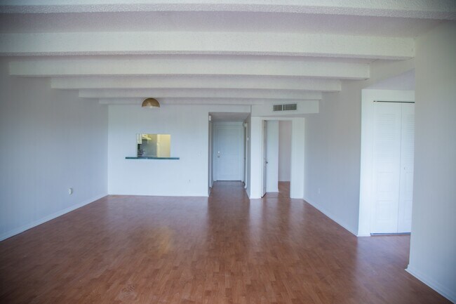 Foto del edificio - 10110 Boca Entrada Blvd