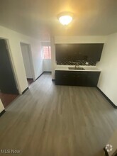 Building Photo - 2612 Sunset Blvd