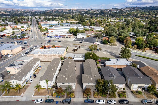 Foto aérea - 22242-22258 N 6th St