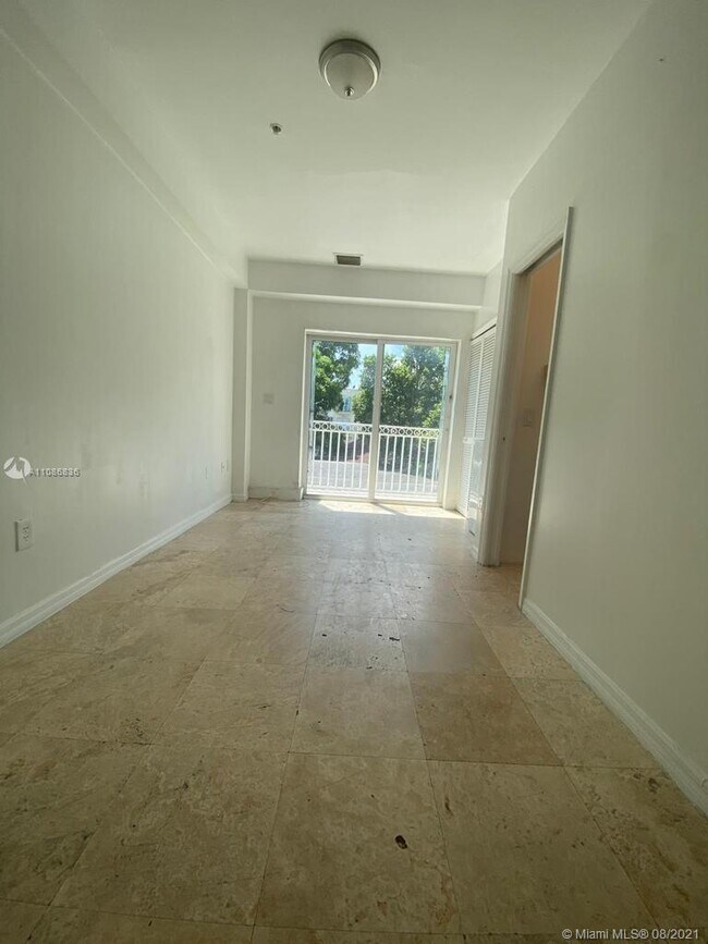 Foto del edificio - 1421 SW 3rd St