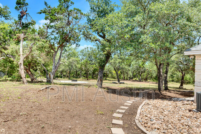 Building Photo - 13700 Madrone Mountain Way