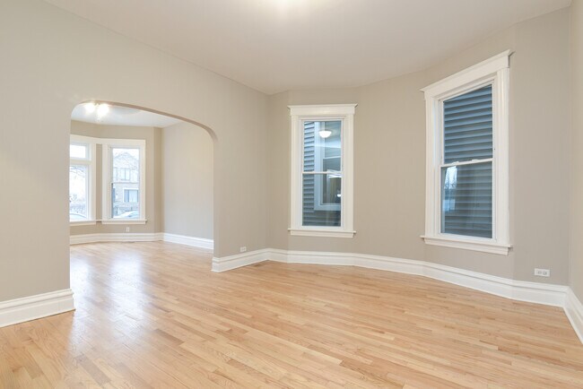 Foto del edificio - 2914 N Richmond St