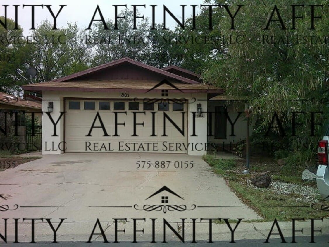 Primary Photo - 3 bedroom home