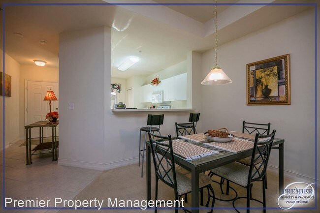 Foto del edificio - 7815 Regal Heron Cir