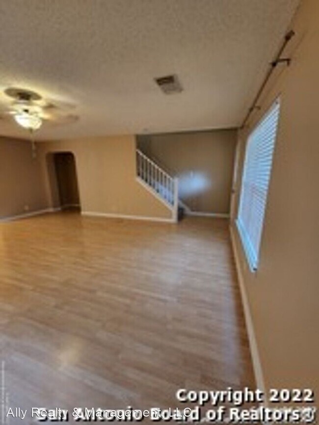 Foto del edificio - 4 br, 2.5 bath House - 9906 Stonefield Place