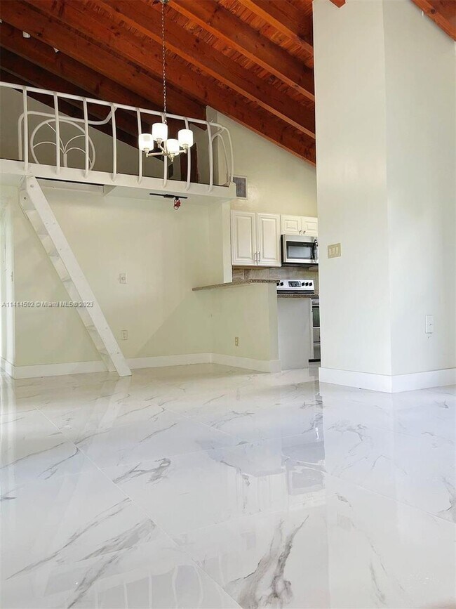 Building Photo - 10572 NW 7th Terrace