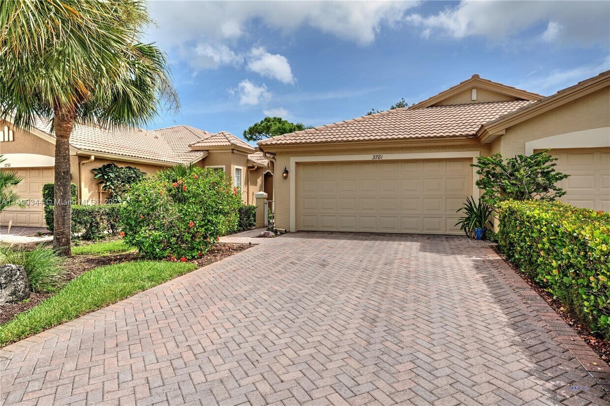 3781 NW Willow Creek Dr, Jensen Beach, FL 34957 House Rental in