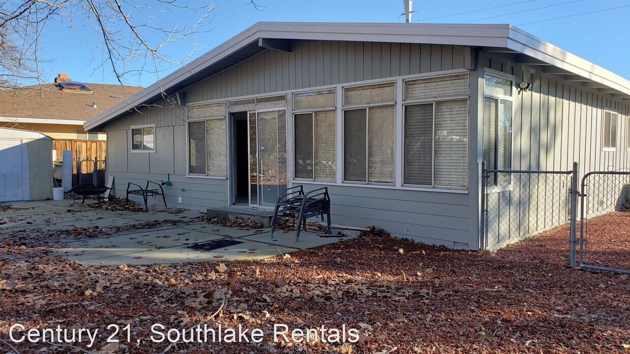 Building Photo - 2 br, 1.5 bath House - 12788 Island Circle