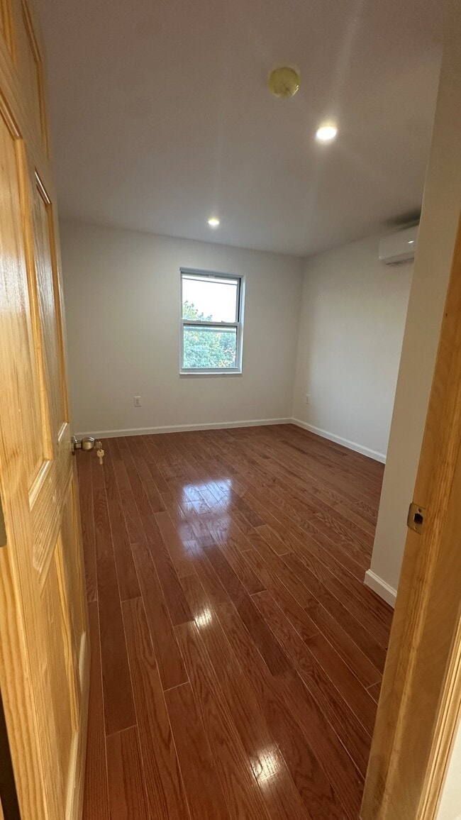 Building Photo - 21402 23rd Ave