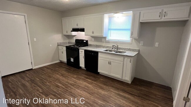 Building Photo - 4 br, 1 bath House - 2134 SW 39th