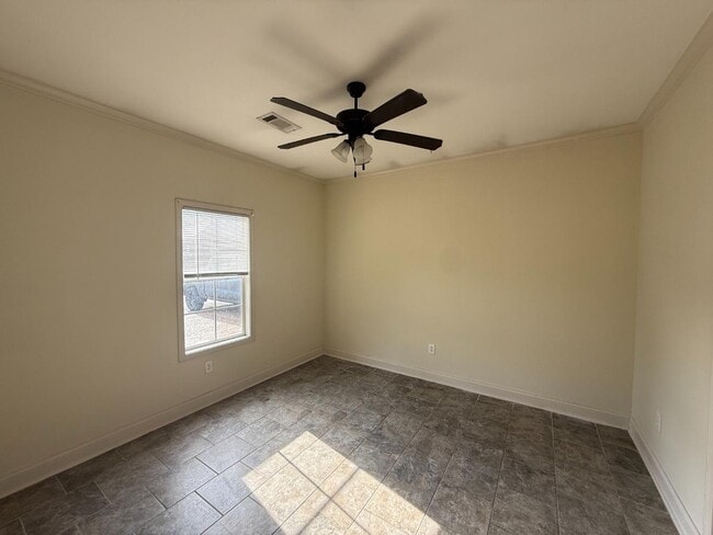Building Photo - 360 Acadia Lp