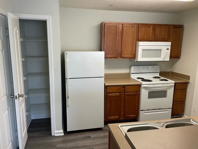 Photo - 3000 S Adams St Apartment