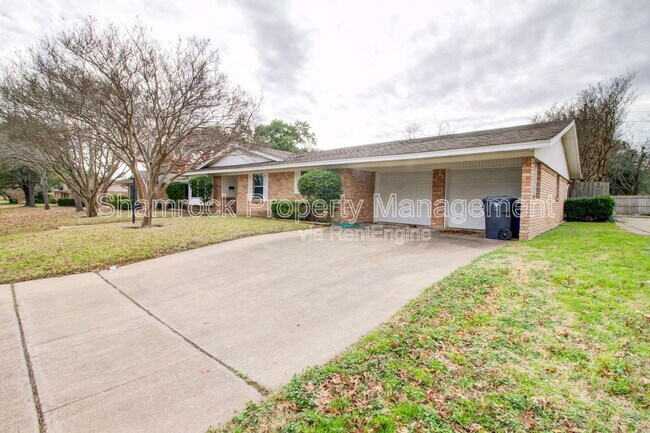 Foto del edificio - 5930 Caldwell Dr
