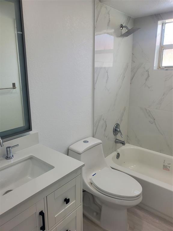 Building Photo - 3941 SW 51st St