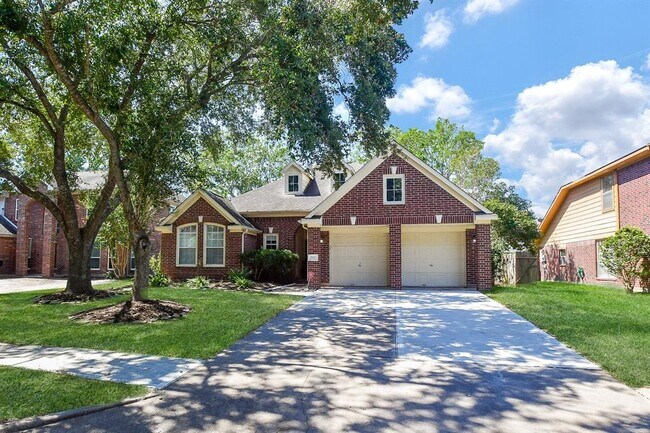 Building Photo - 502 Crestridge Dr