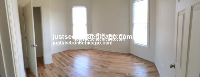 Building Photo - 4226 W Gladys Ave