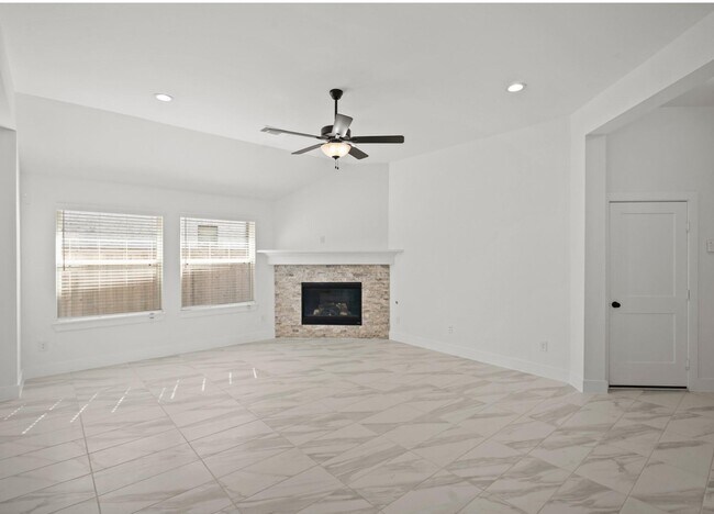 Foto del edificio - 19839 Burkett Trailhead Wy