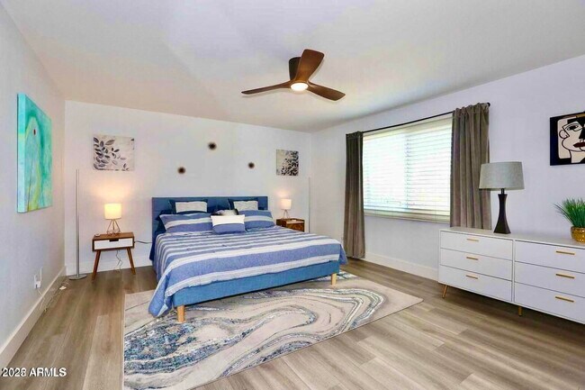 Foto del edificio - 8237 E Orange Blossom Ln