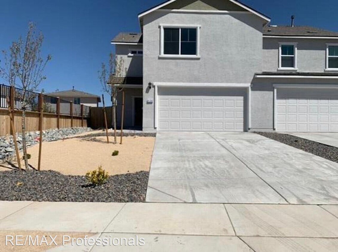 Primary Photo - 4 br, 2.5 bath House - 438 Polar Sky Way