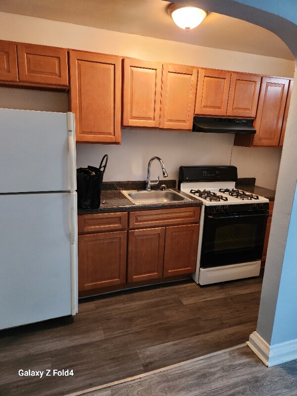 Foto del edificio - 3317 Ingleside Ave