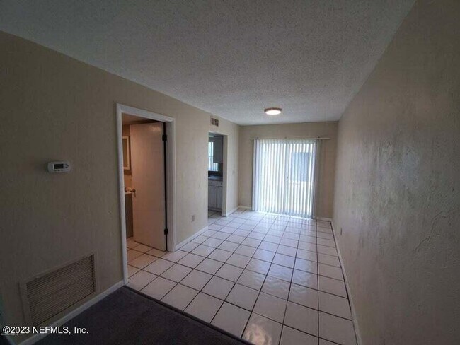 Foto del edificio - 56 Masters Dr