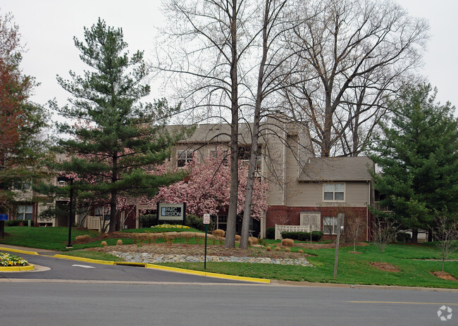 Harrison Apartaments - Parc Reston