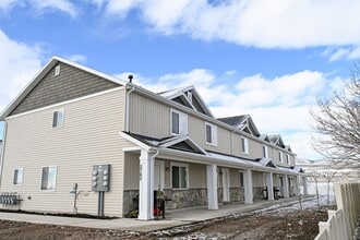 2814 W 450 N