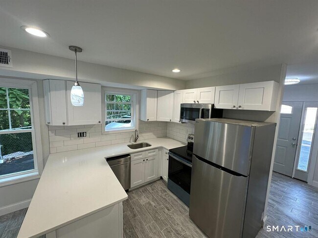 Foto del edificio - 1083 Whalley Ave